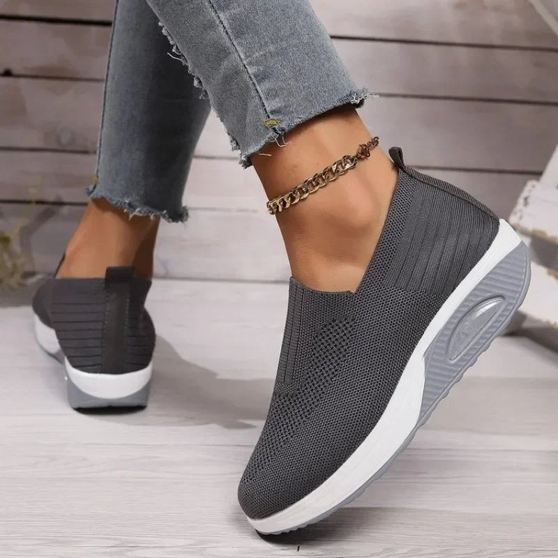 2025 New Fashion Women Mesh Breathable Vulcanized Sneakers Woman Platform Solid Color Casual Shoes Ladies Wedges Walking Shoes